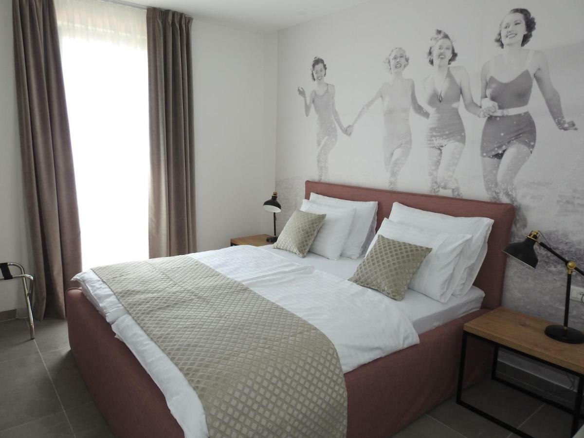 Luxury Apartments Magali 2 Rovinj Exterior photo